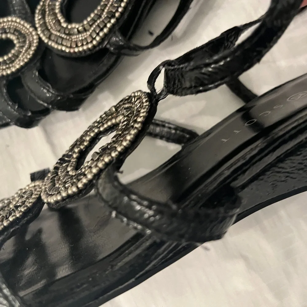 Karen Scott chic black